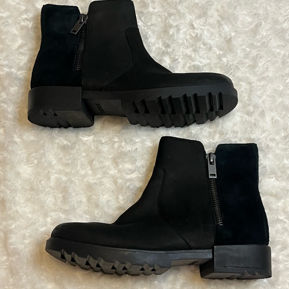 Sorel Women's Emelie II Black Boots Size 7 - Picture 2 of 11